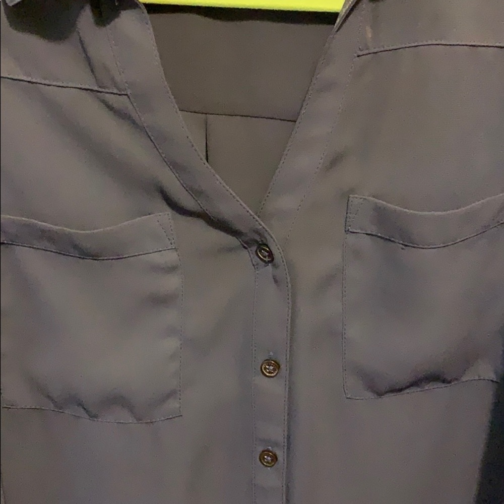 Women’s Blue Sleeveless Button Down - Picture 3 of 3